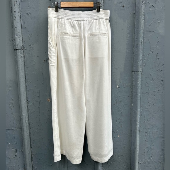 Club Monaco White wide leg pants, size 0 - Picture 4 of 12